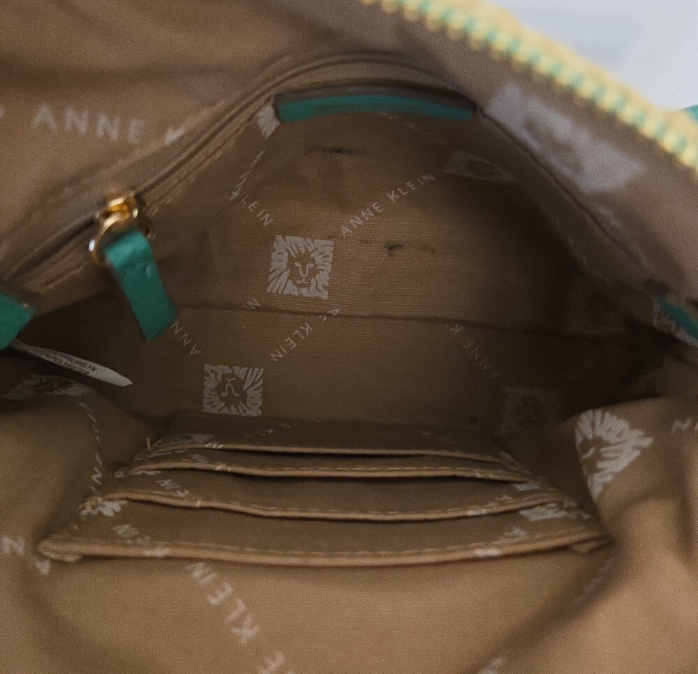 Anne Klein Woven Straw & Green Leather Trim Handbag – Pre‑Loved - Picture 9 of 14